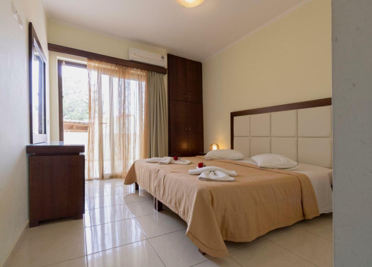 Sandy Suites Kalamaki Kültér fotó